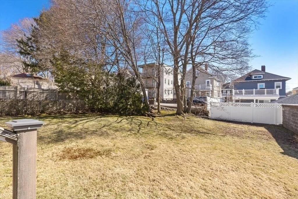 23 Matchett, Oak Square