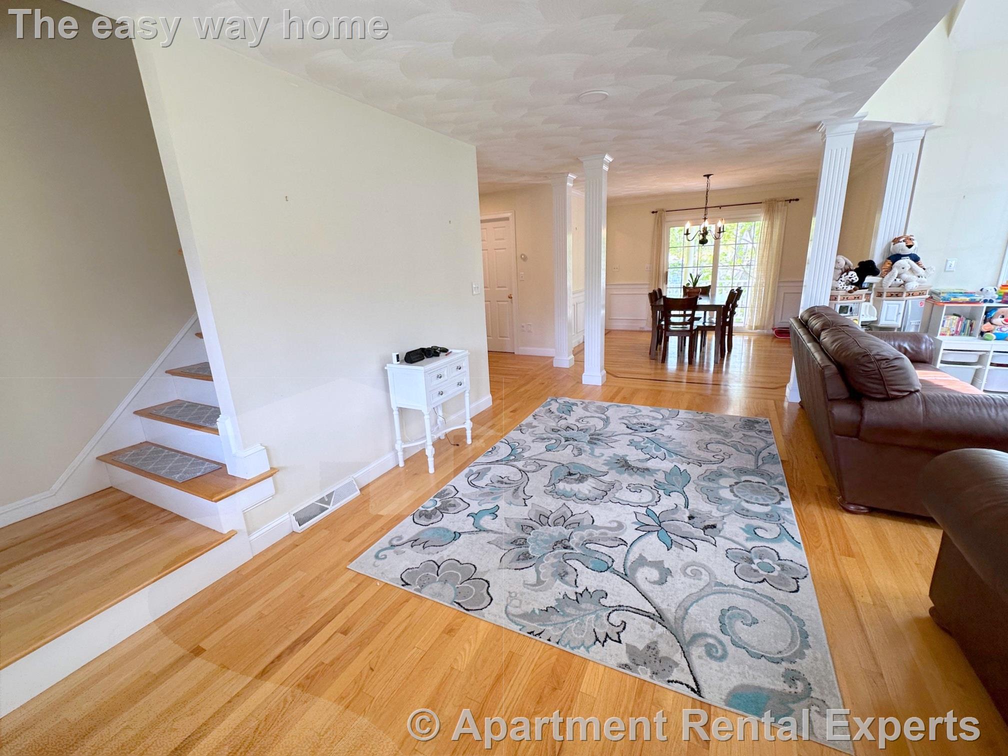 6 Farmers Circle, Arlington Center