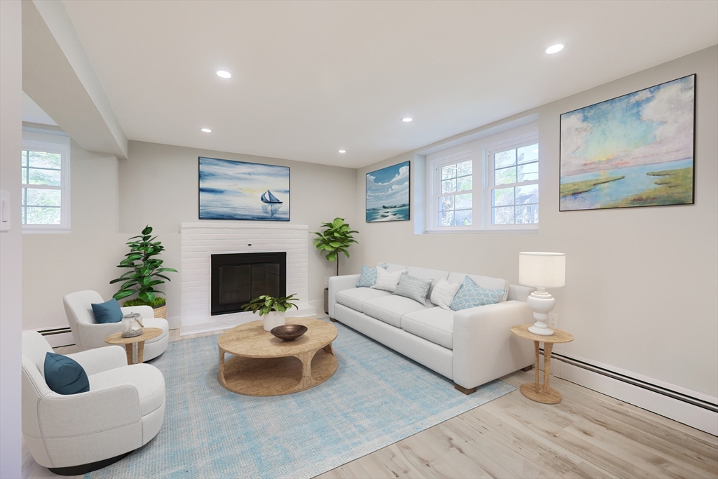 17 Hillside Dr, Beechwood