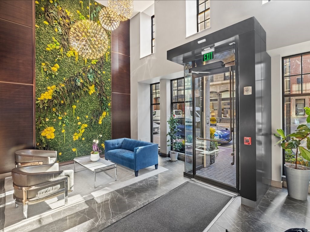 110 Broad St, Waterfront