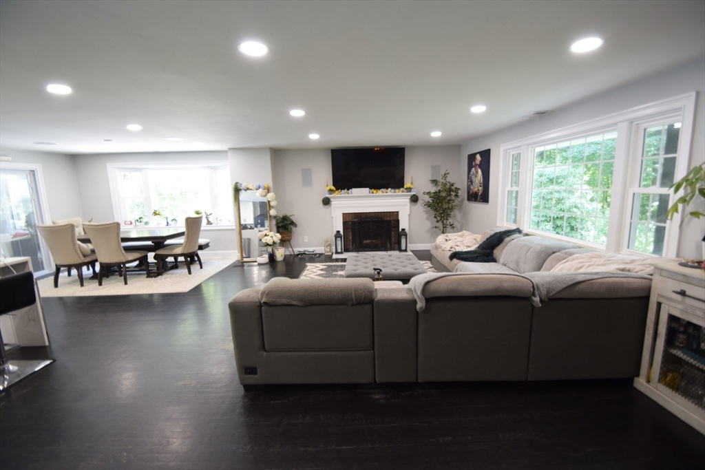 479 Westfield St, Dedham