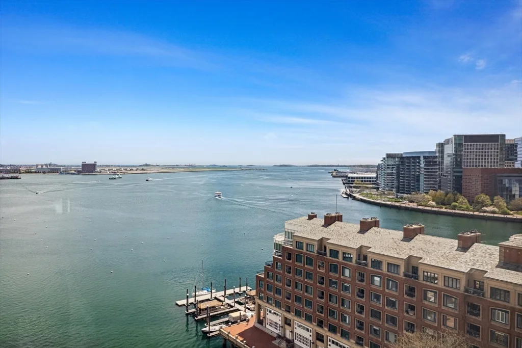 65 East India Row, Waterfront