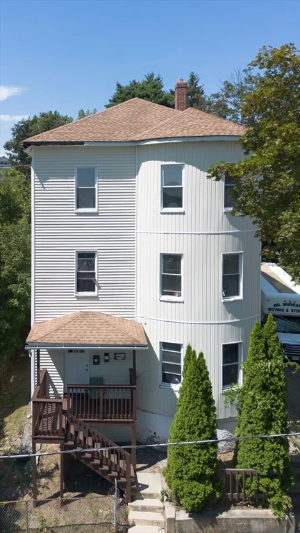 6 Vernon Street Pl, Worcester