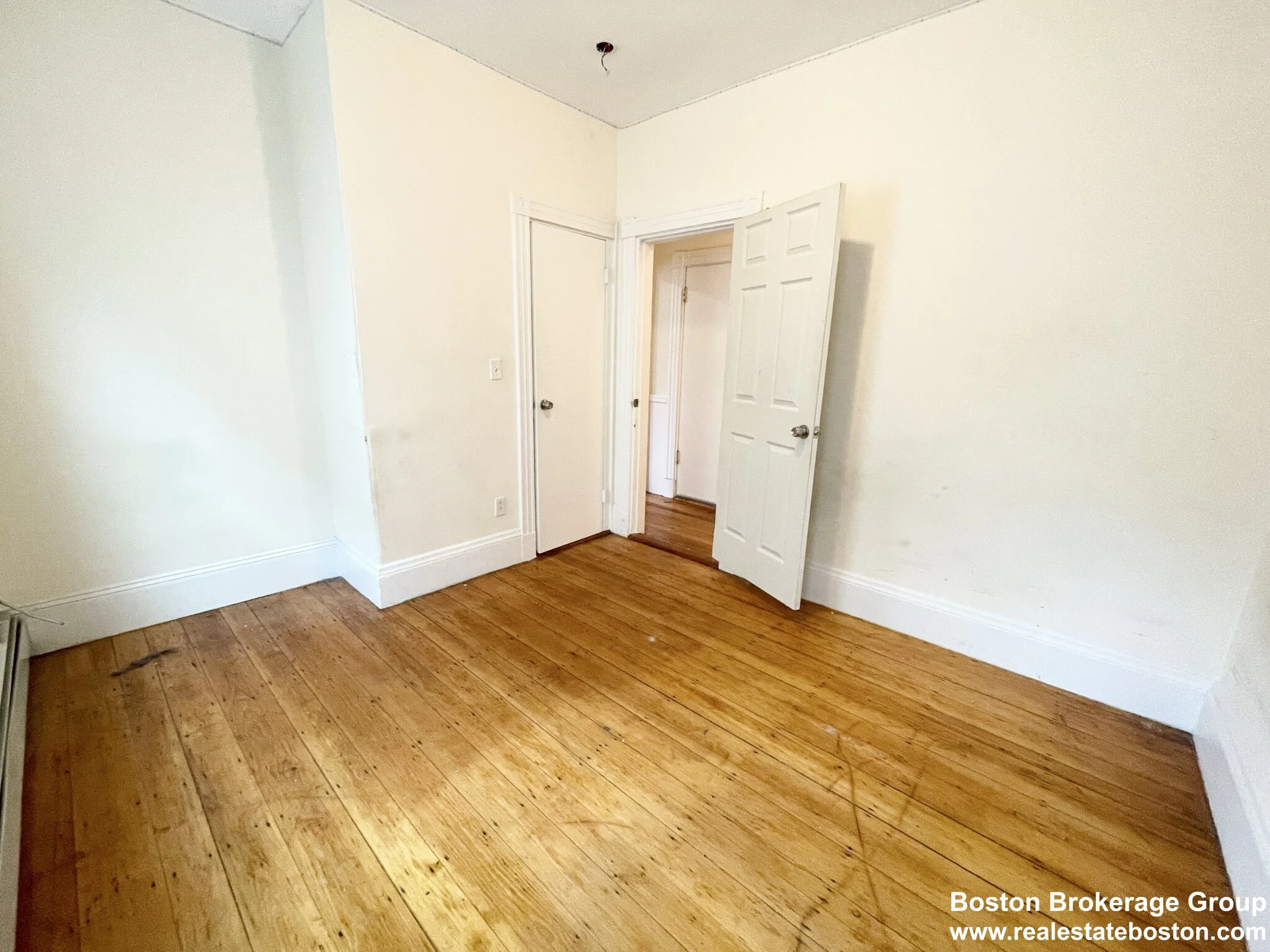 1 Folsom Ave, Mission Hill