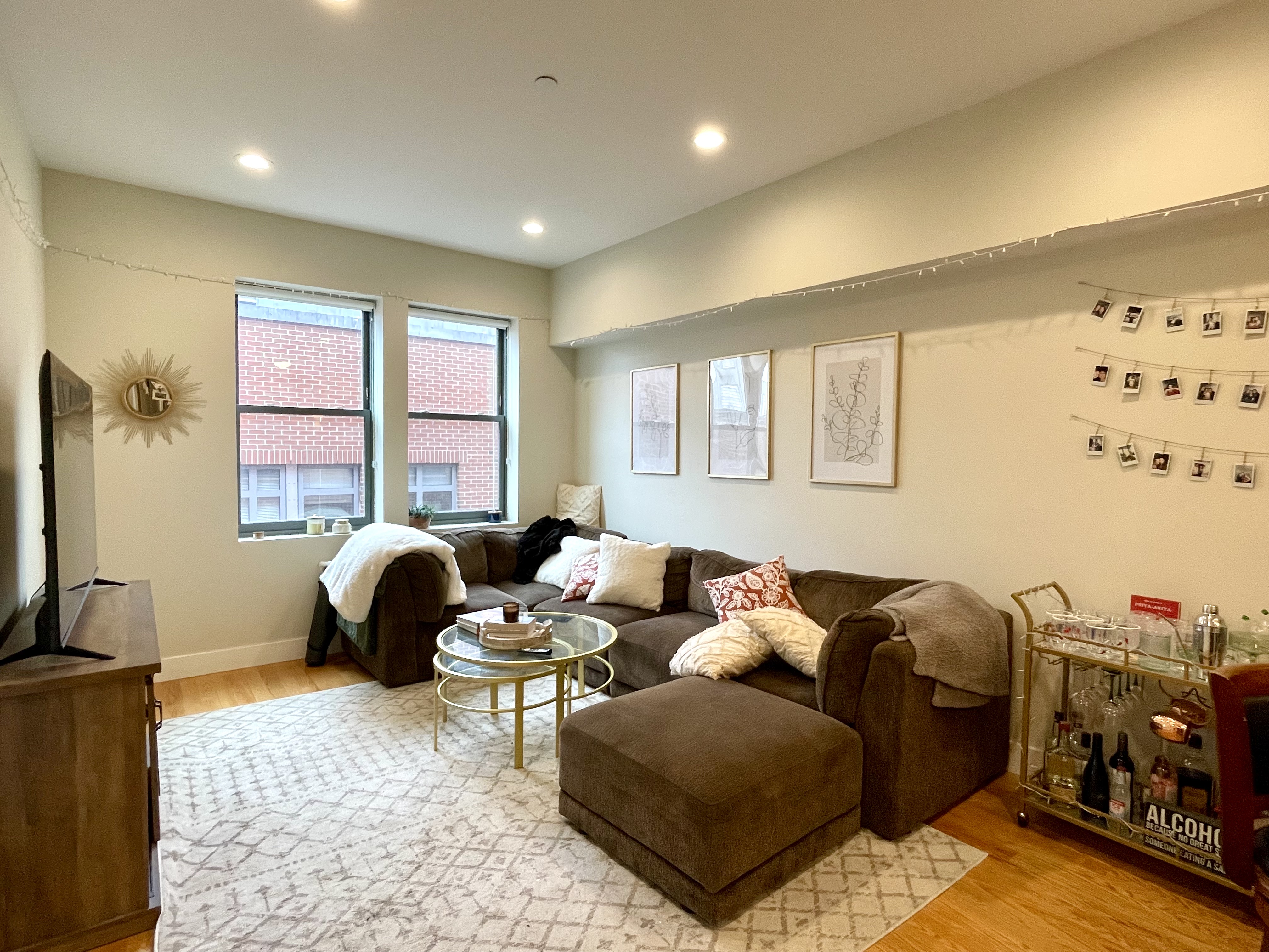 719 Boylston St, Back Bay