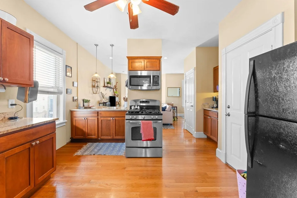 470 East 6th St, South Boston