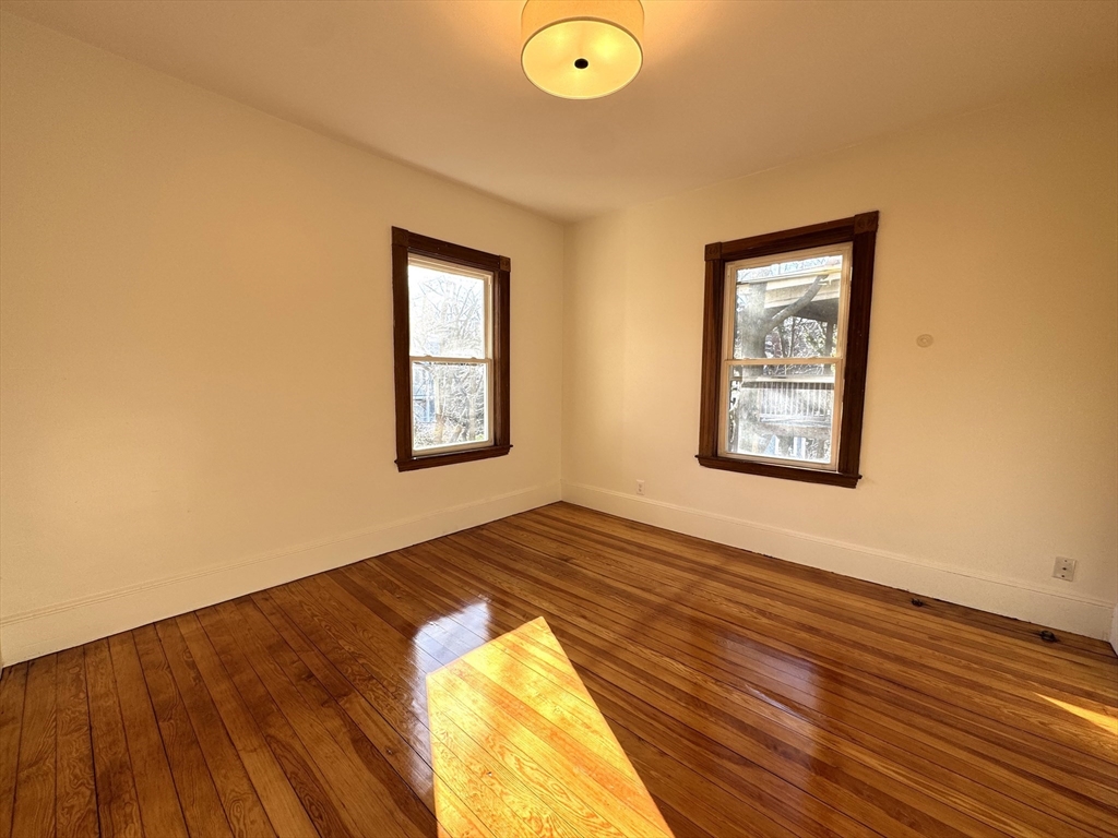 11 East Milton Rd, Brookline