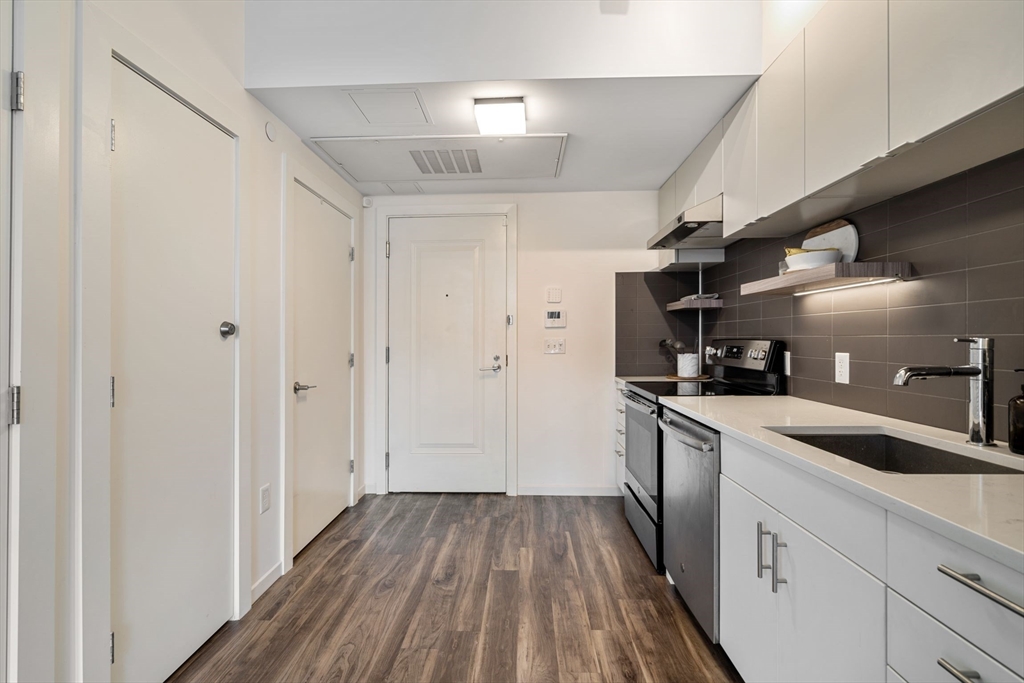 839 Beacon St, Fenway