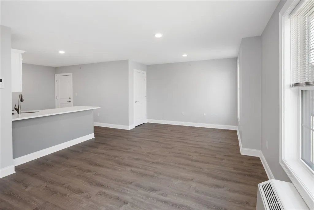 101 California Ave, Quincy