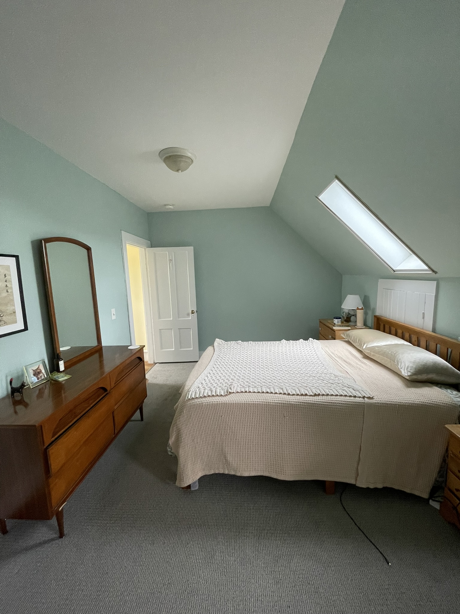 1 Bellevue Ter, South Medford