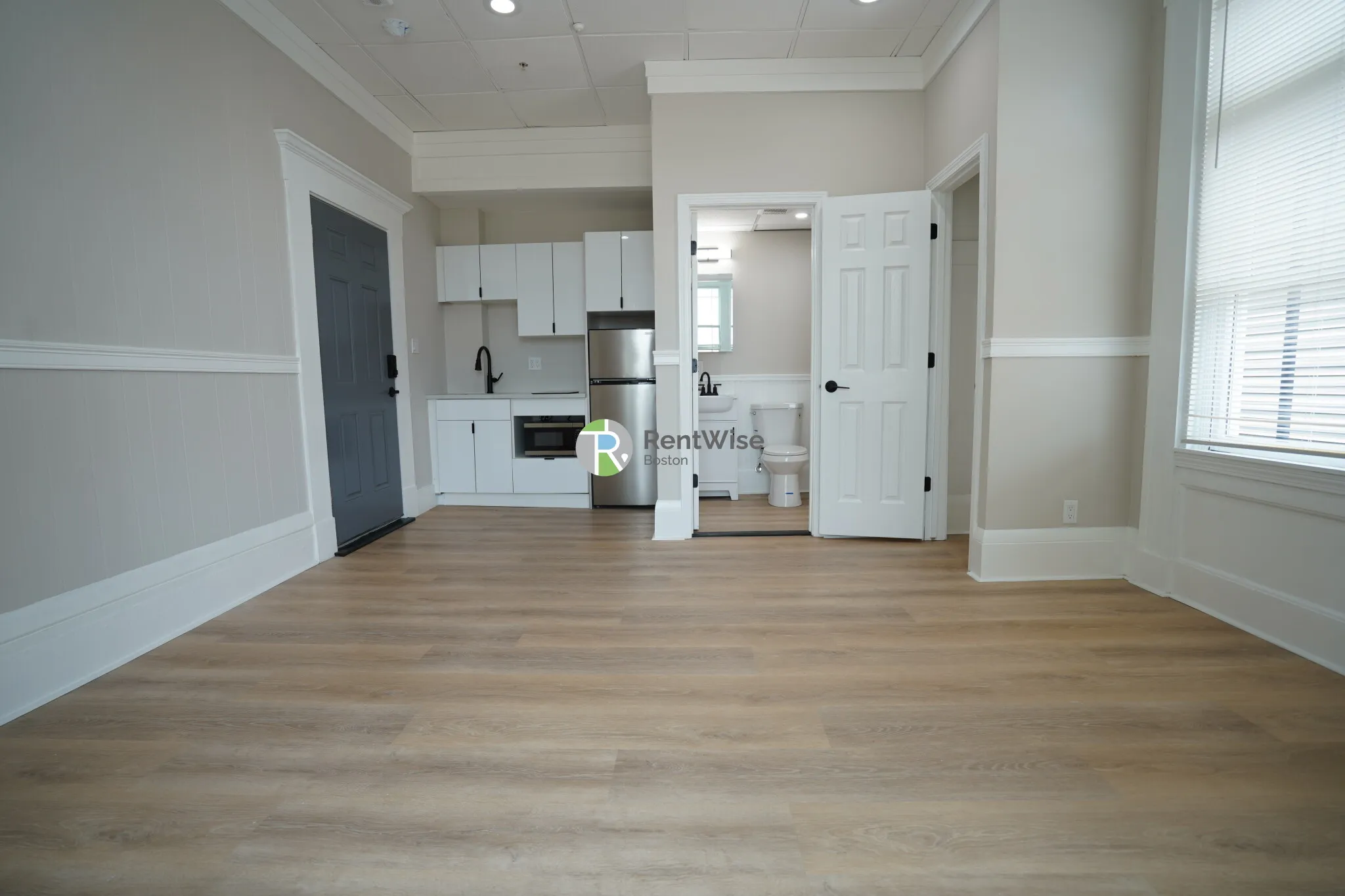 142 Dorchester St, South Boston