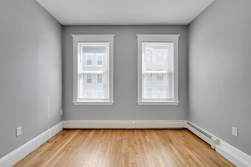 142 Sutherland Rd, Brighton