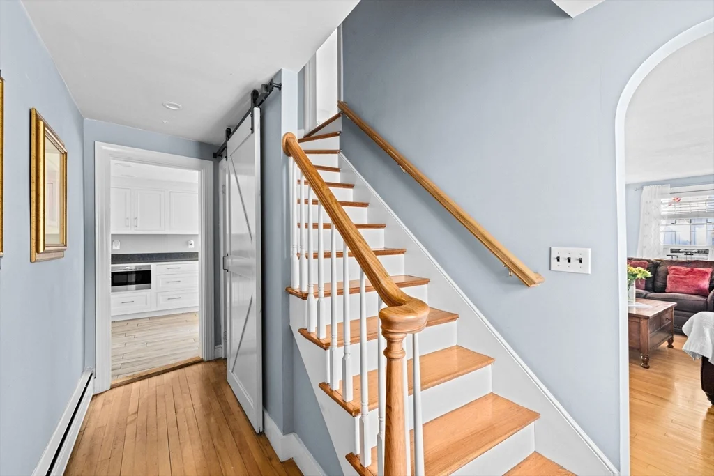 4 Country Dr, South Hingham