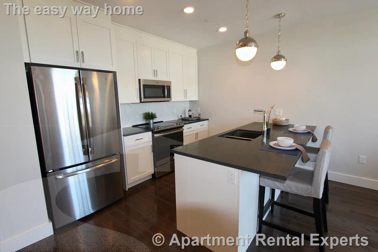 434 Mcgrath Hwy, Prospect Hill