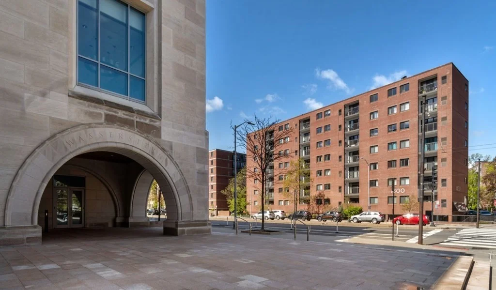 1600 Massachusetts Ave, Harvard Square