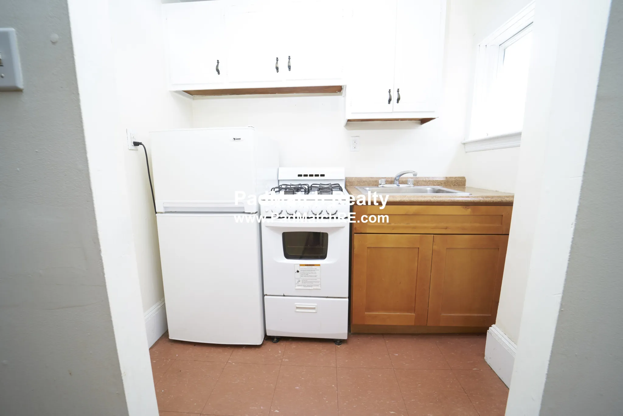 381 Harvard St, Mid-Cambridge