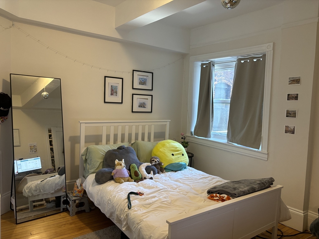 1080 Beacon St, Brookline