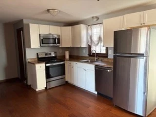 163 Long Pond Dr, Dracut