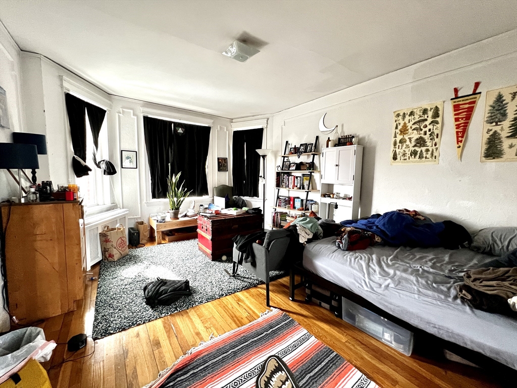 74 Babcock St, North Brookline