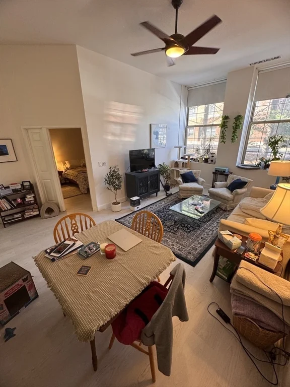 48 Forest St, Medford