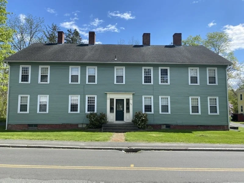 797 Main St, Amherst