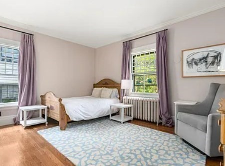 44 High St, Brookline Village