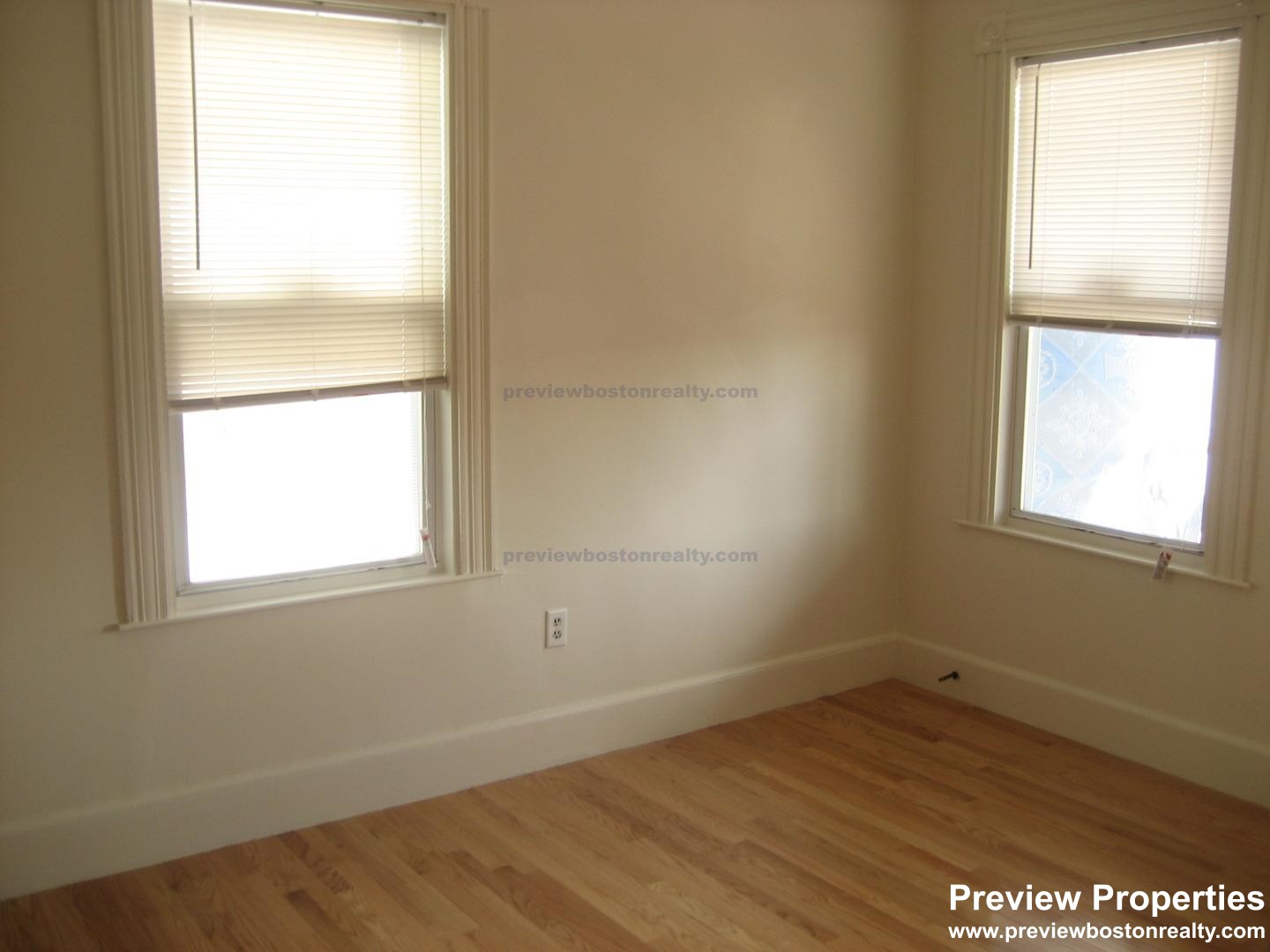 190 Highland St, Roxbury