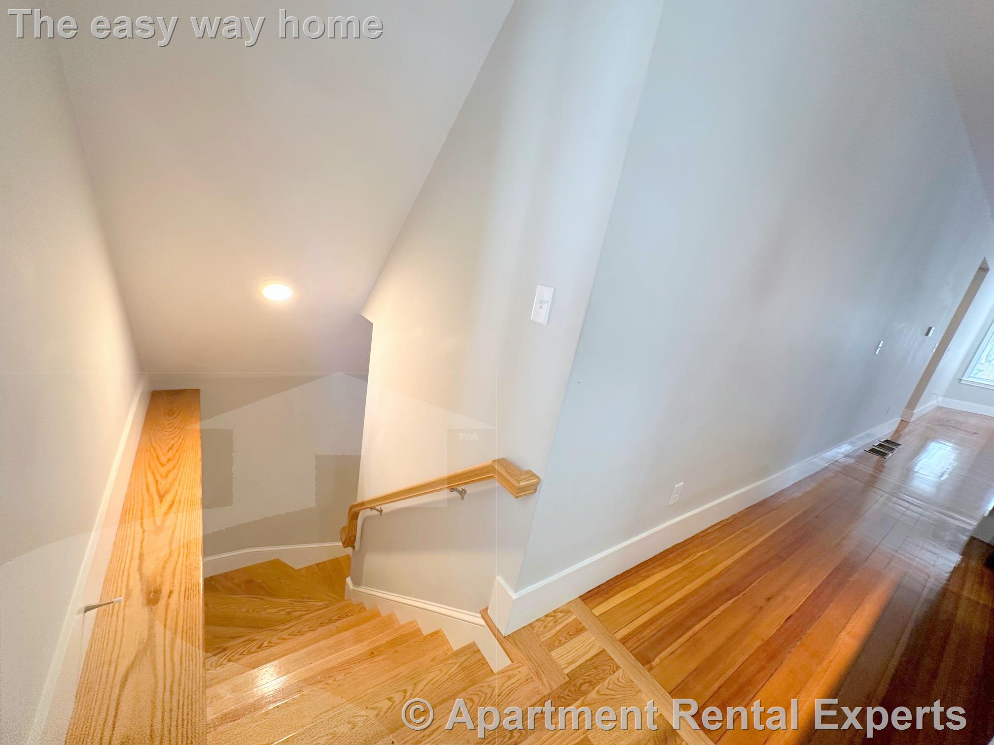 58 Bromfield Rd, Tufts