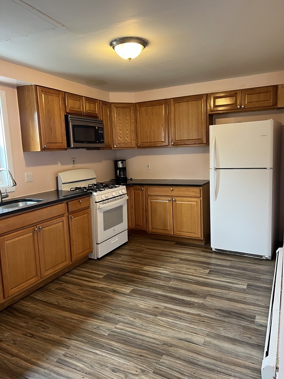 49 Division St, New Bedford