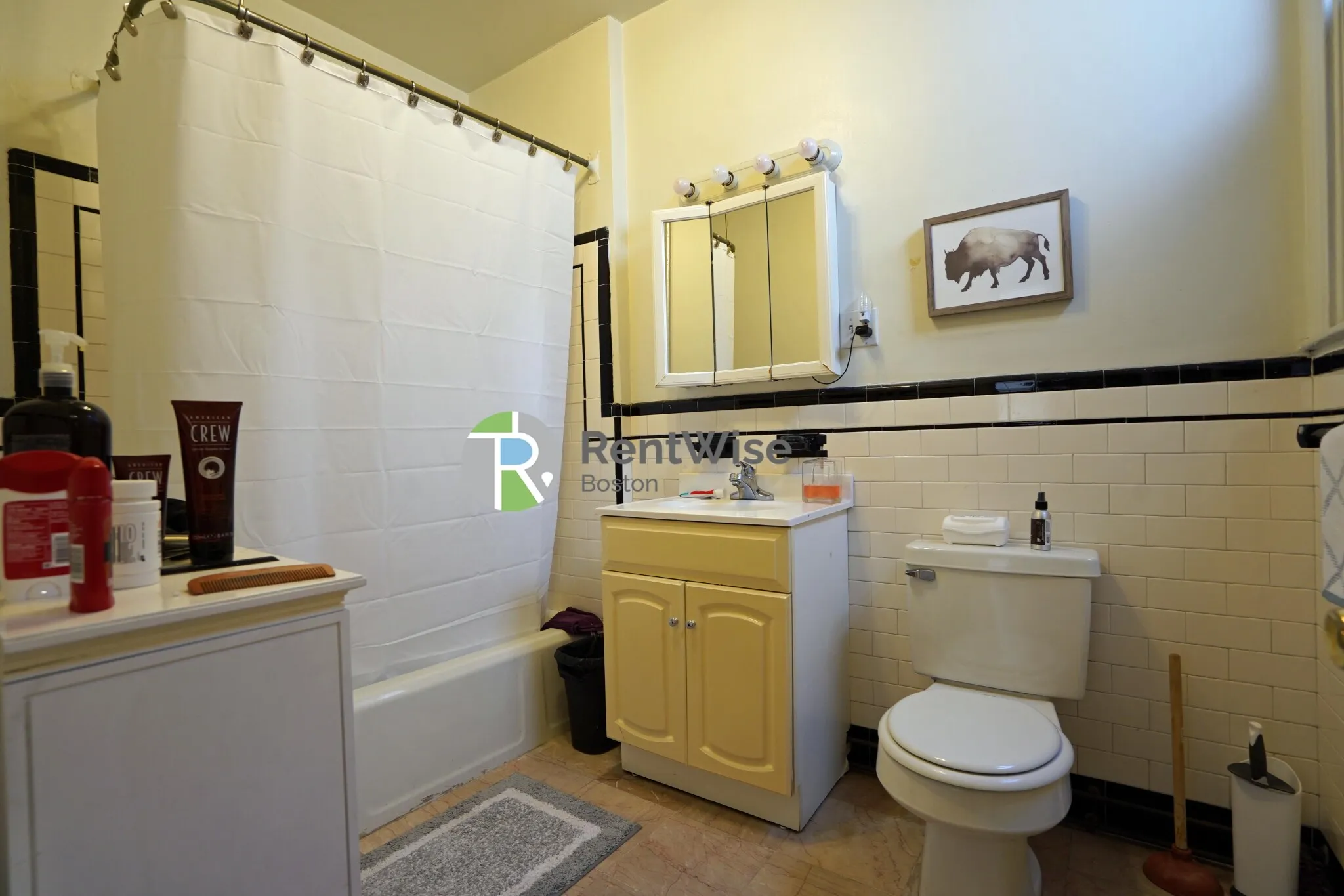 1379 Commonwealth Ave, Brighton