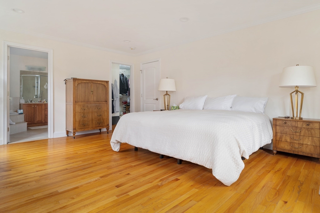 117-1 Florence St, Chestnut Hill