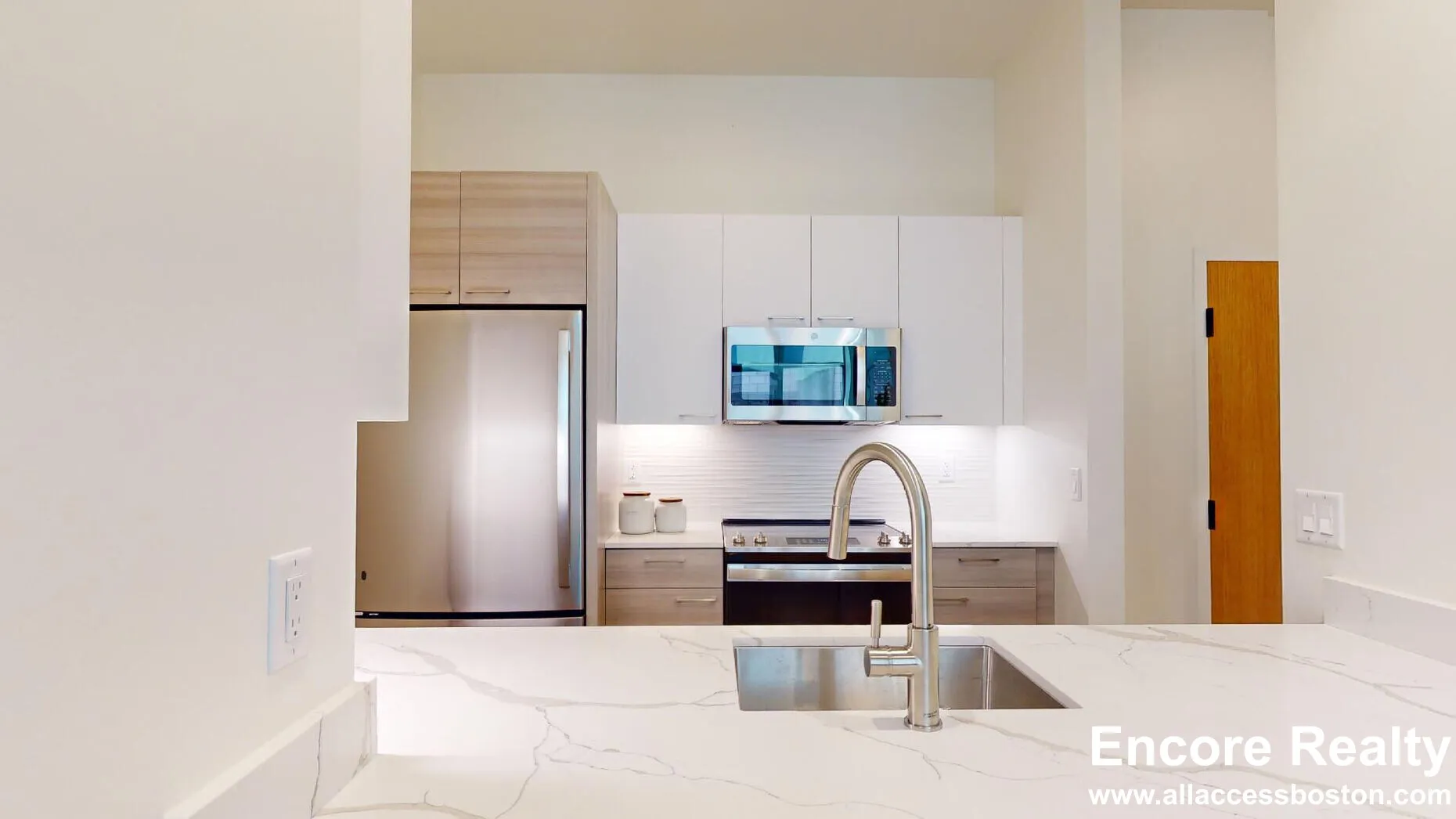 1079 Commonwealth Ave, Allston