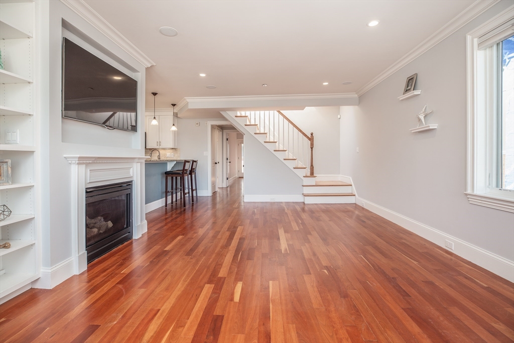 49 L St, South Boston