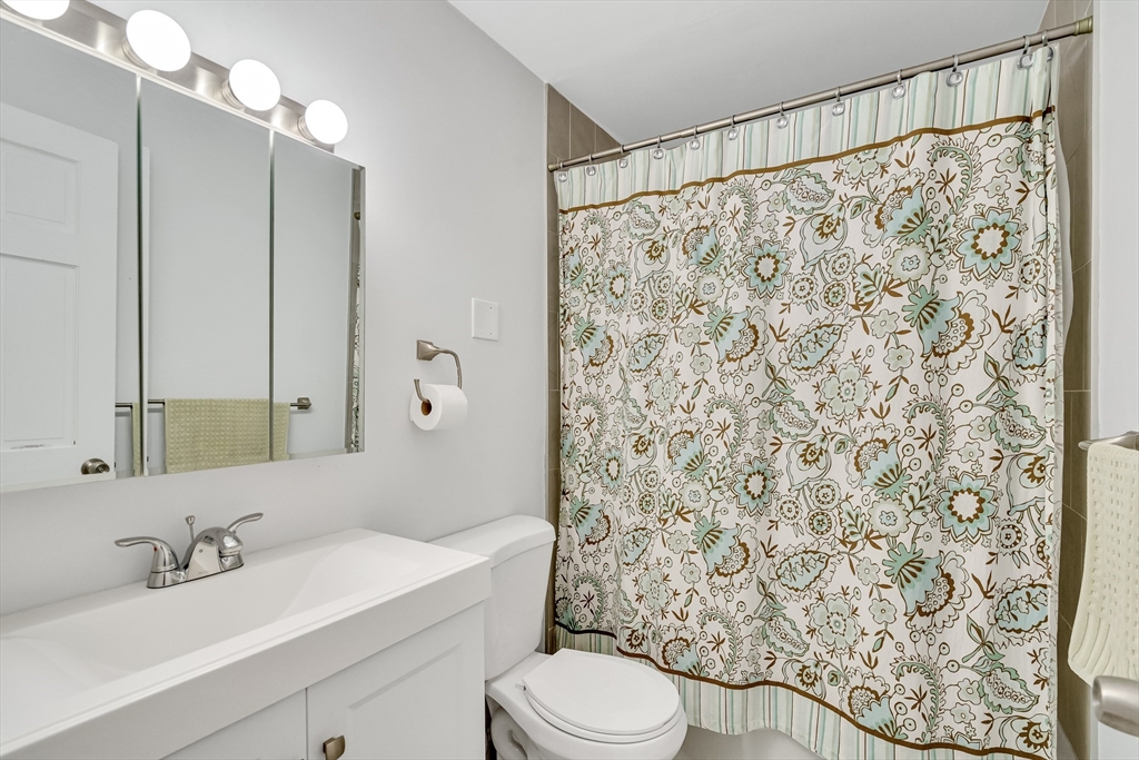 32 Saint Marks Rd, Dorchester