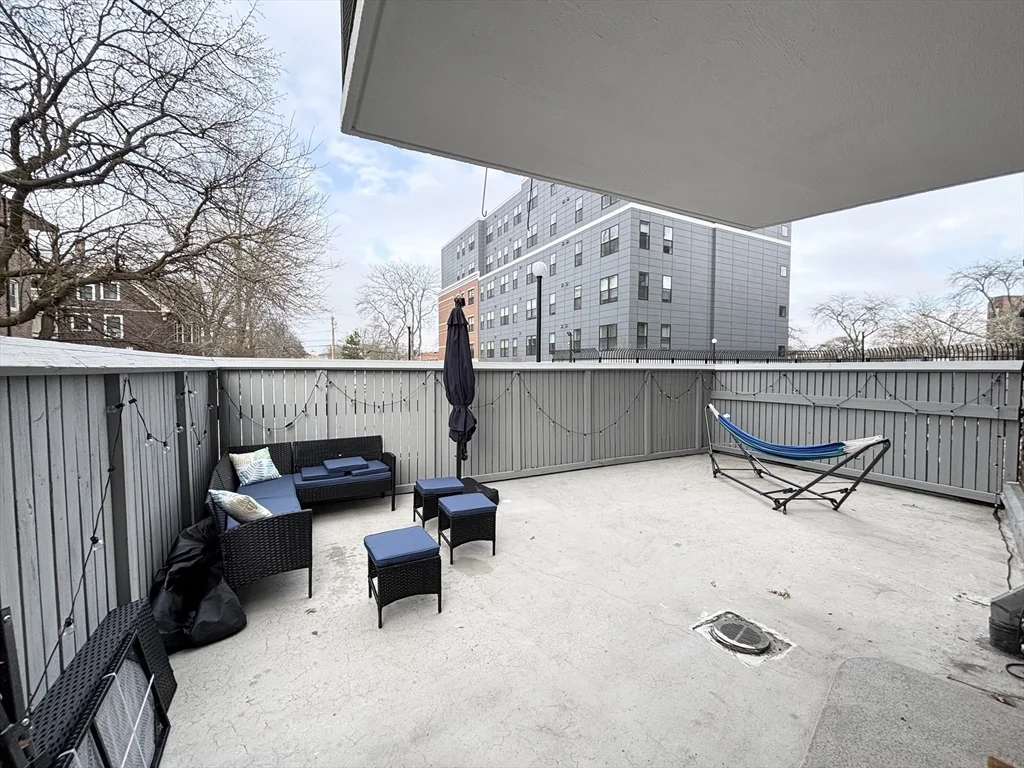 19 Winchester St, Coolidge Corner