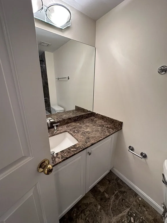 8 Museum Way, East Cambridge