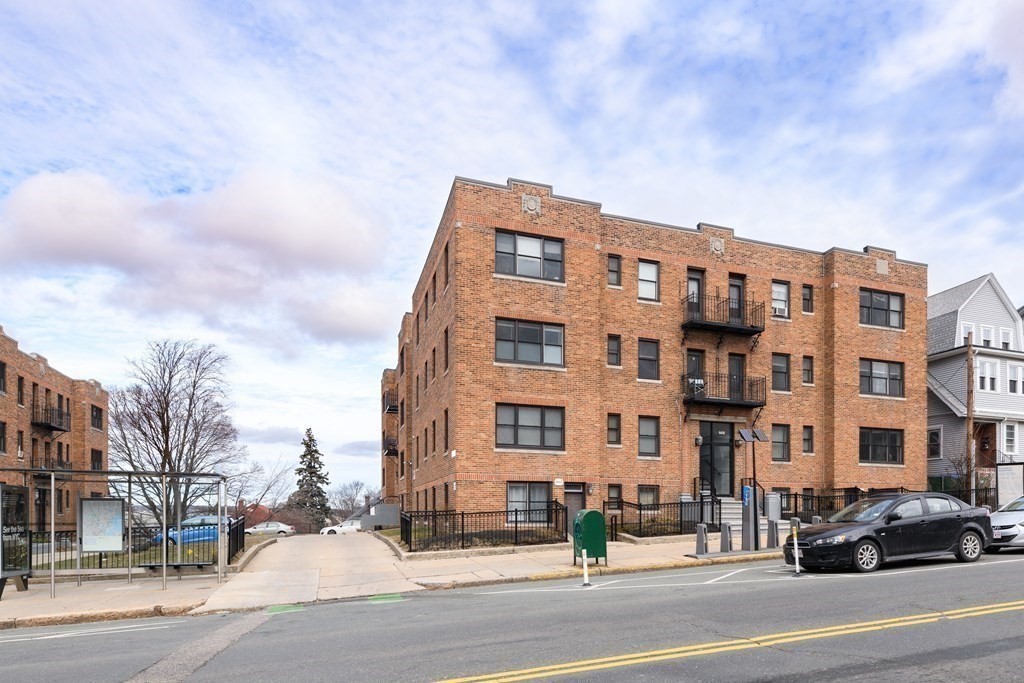 473 Broadway, Medford