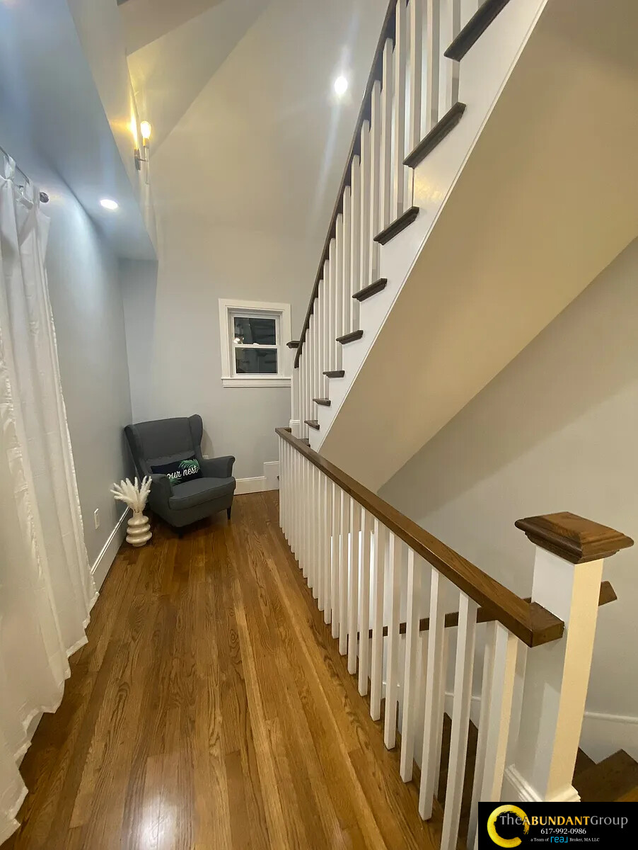 66 Calvary St, South Side