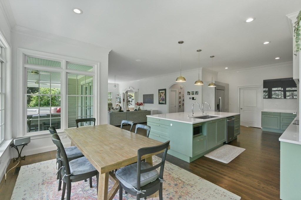 3 Wood Ln, Winchester