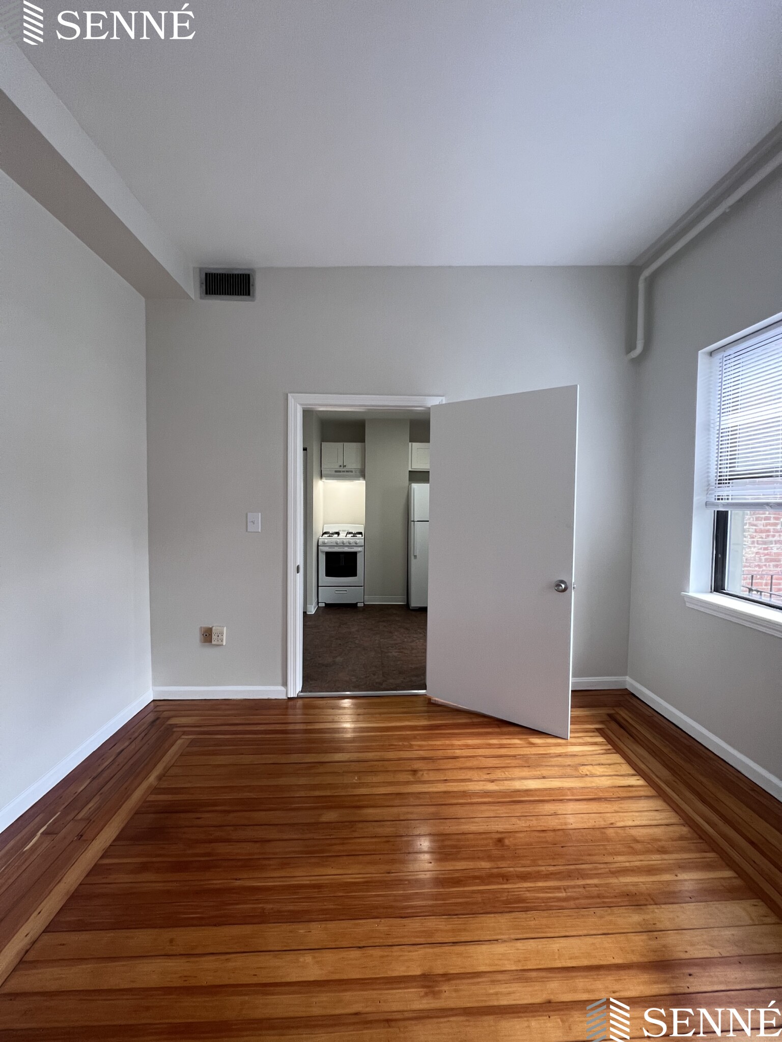 790 Main St, The Port