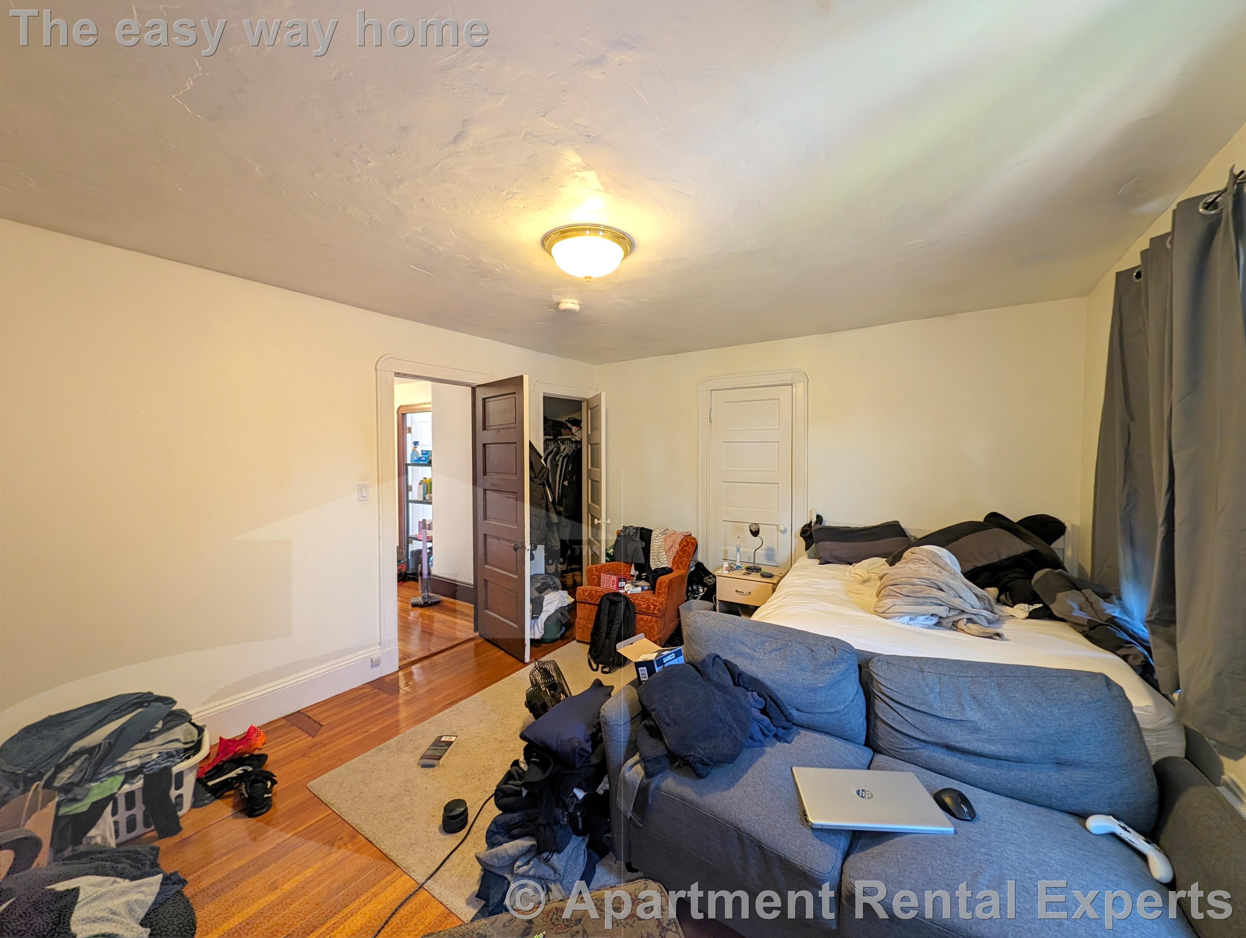 15 Paulina St, Davis Square