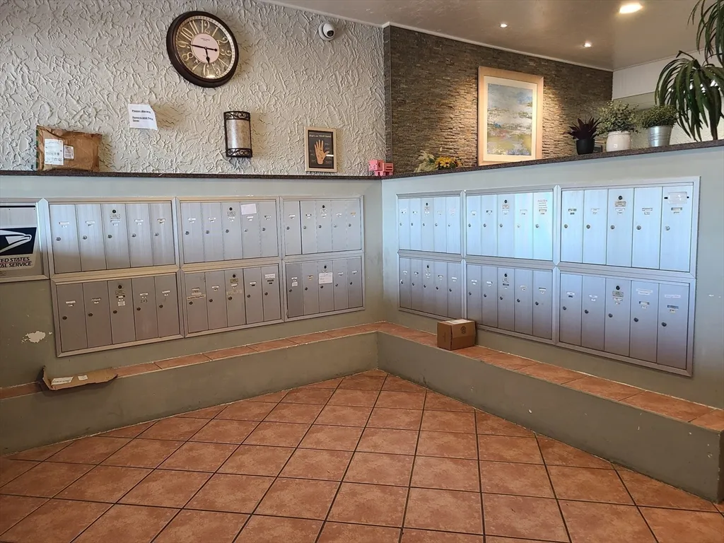 576 Washington St, Weymouth