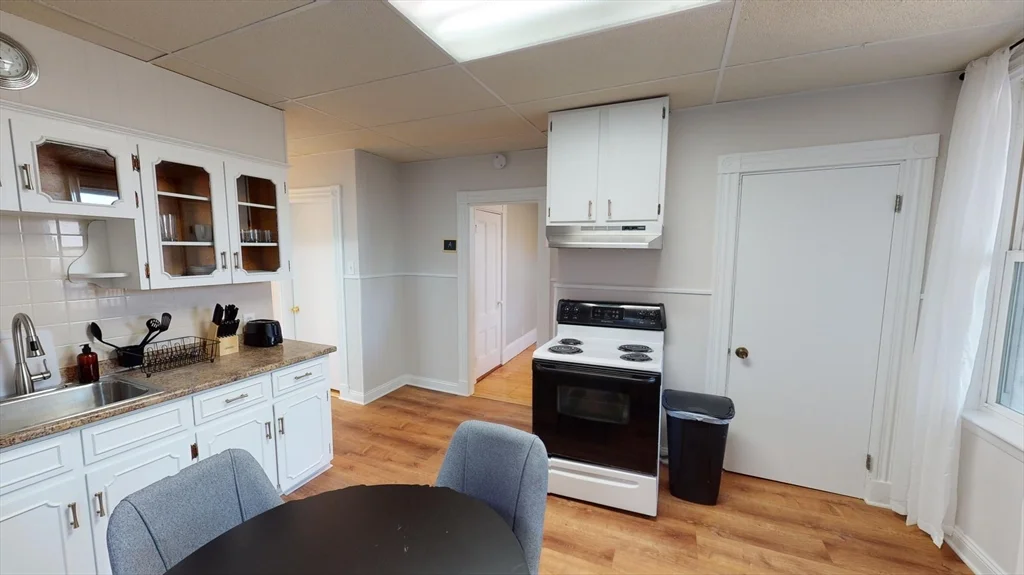 823 Dorchester Ave, Dorchester