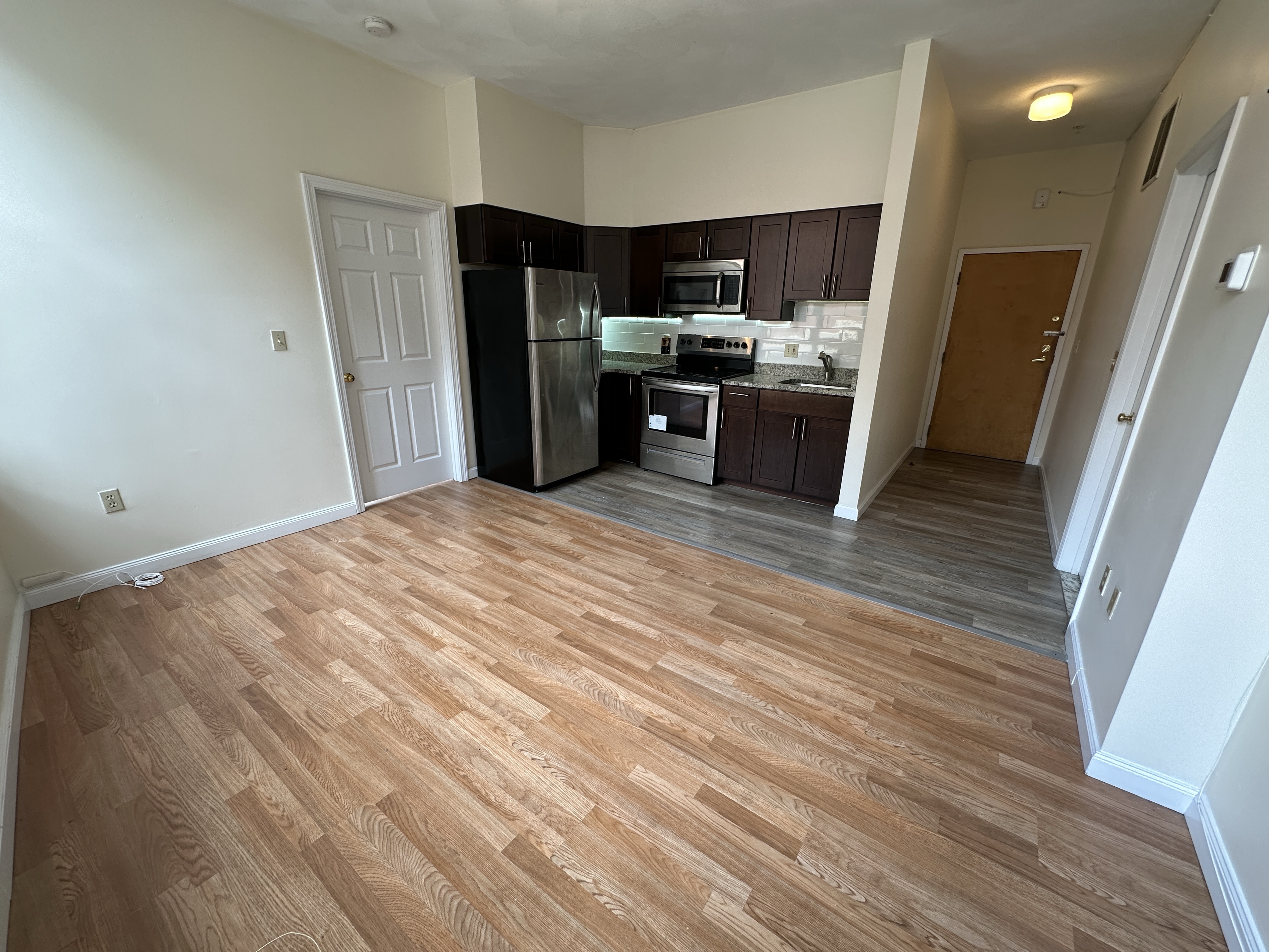 81 Essex St, Chinatown