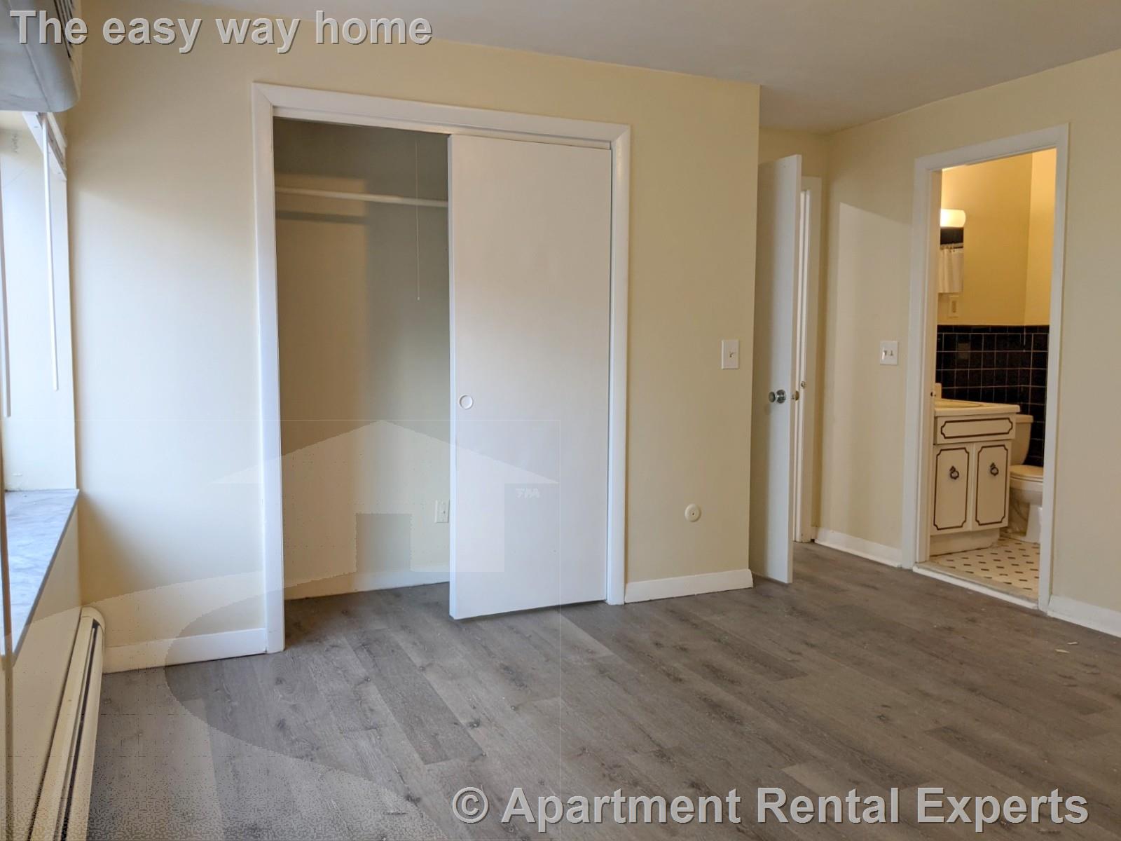 86 Newbury St, Teele Square