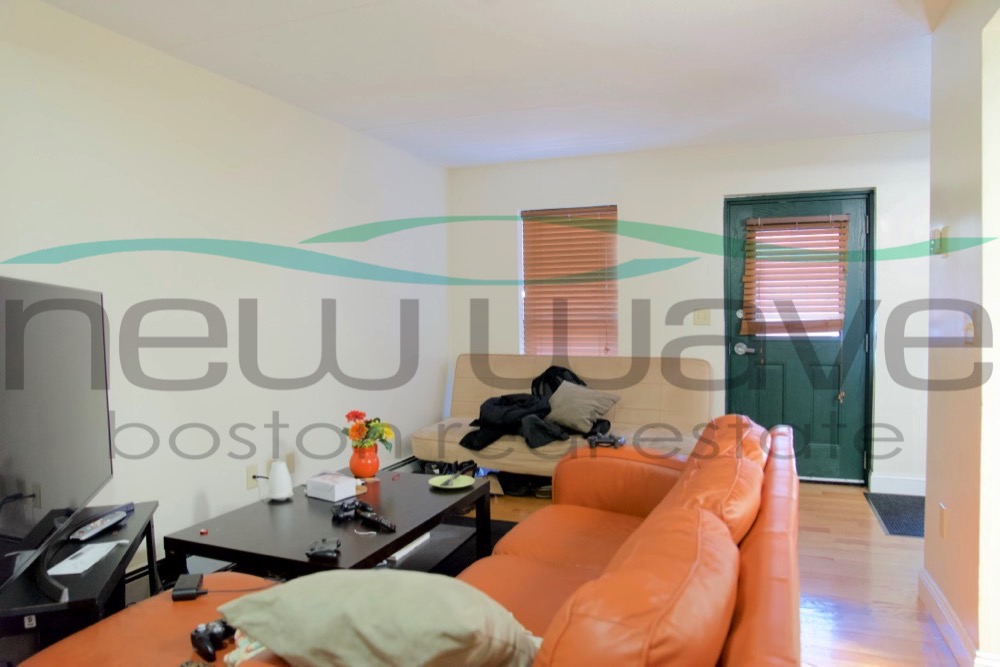 400 Massachusetts Ave, South End