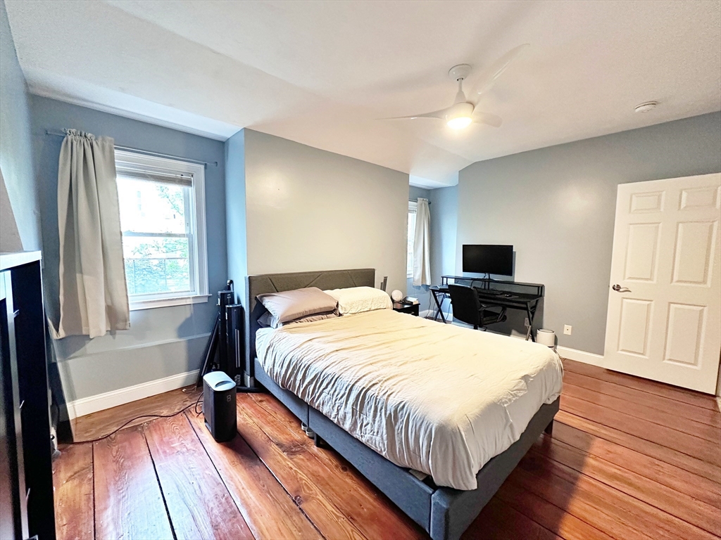 364 Sumner St, East Boston