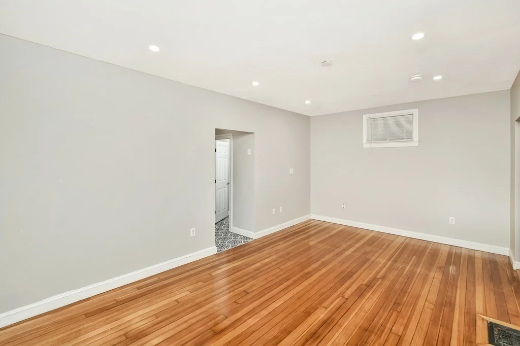 109 Walnut St, Winter Hill