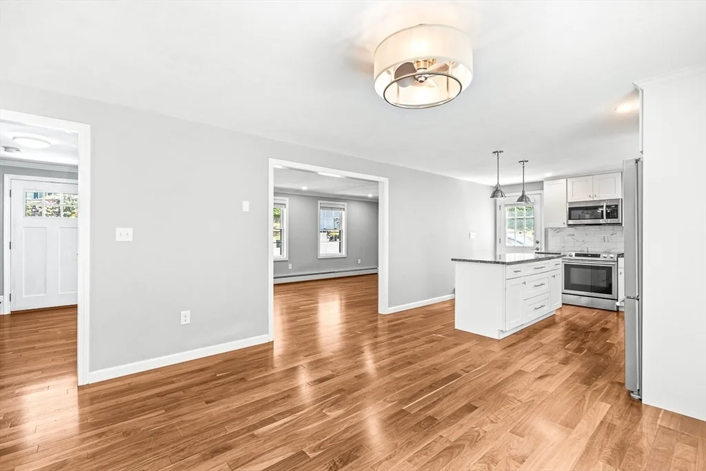 38 Idora Ave, Haverhill