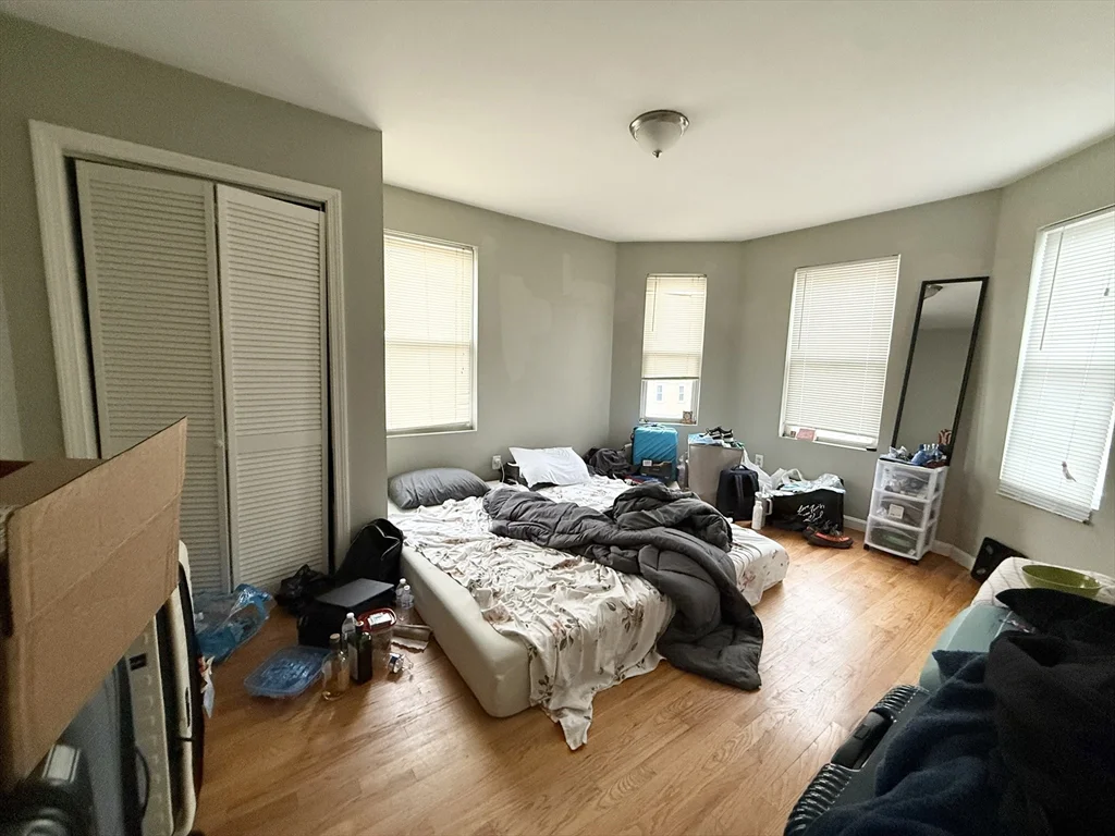 3977 Washington St, Jamaica Plain